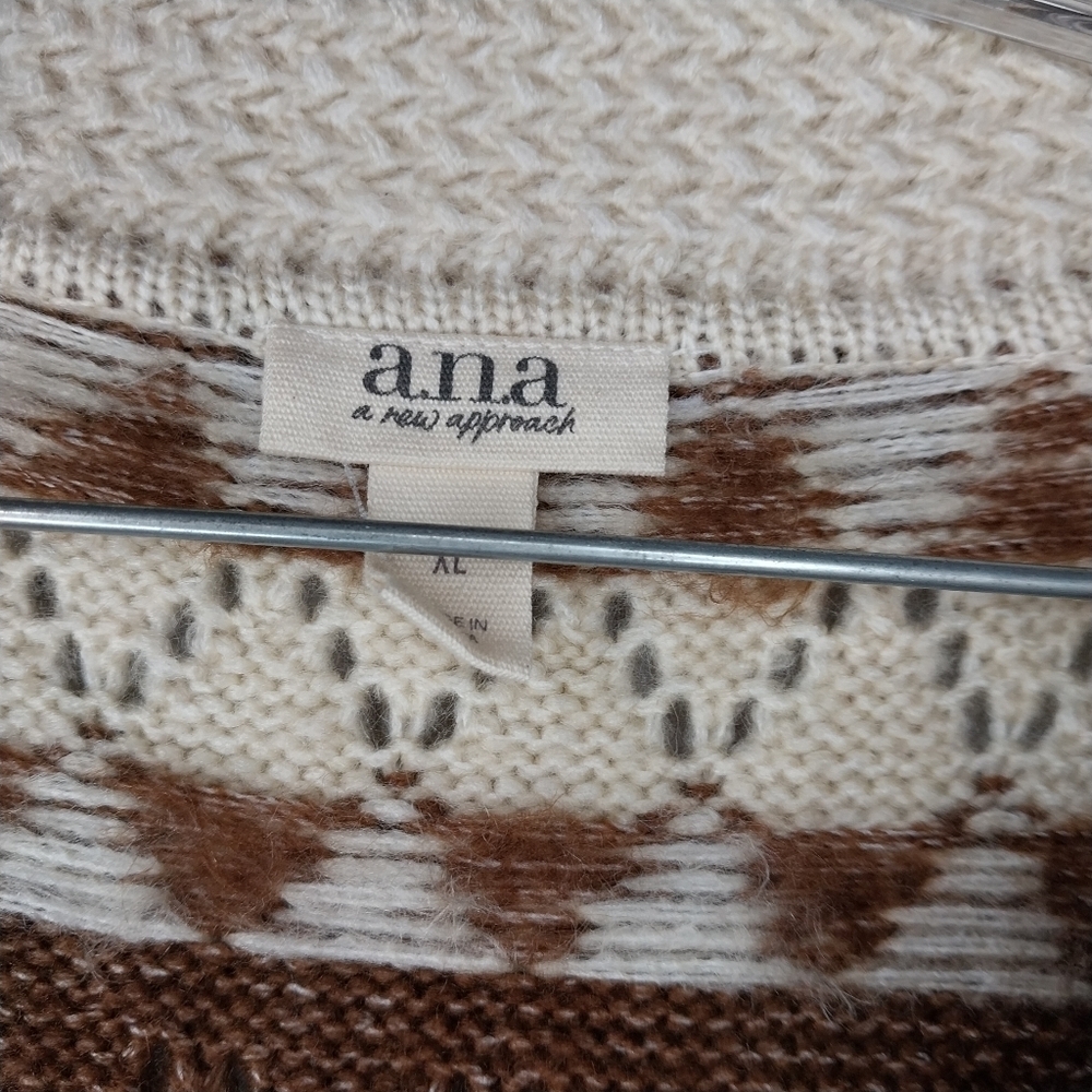 a.n.a a New Approach V-Neck Sweater in Cream and Brown Size XL NWT - Picture 3 of 15